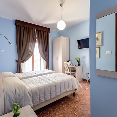 Domus Cornelia Bed & Breakfast Рим Екстериор снимка