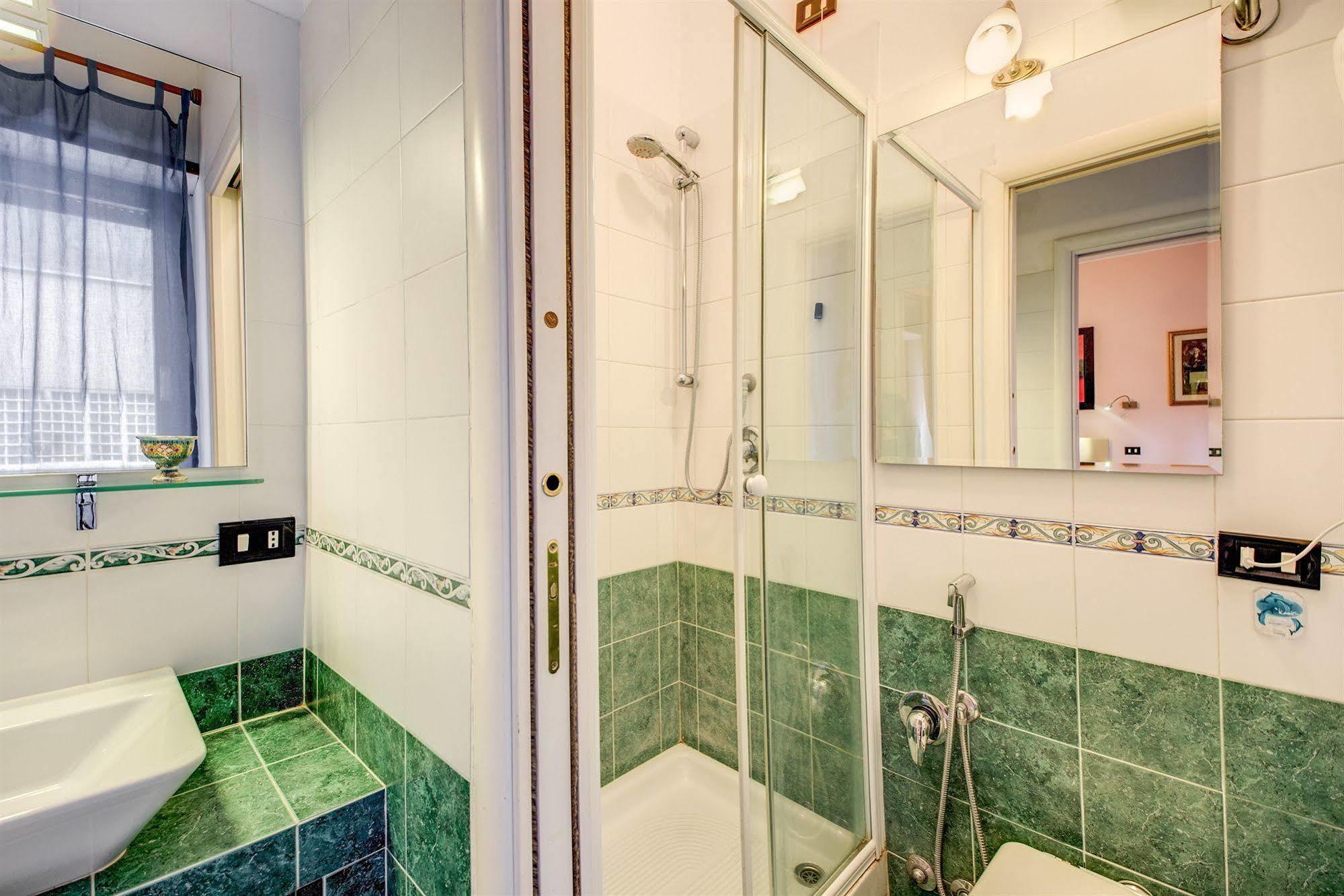 Domus Cornelia Bed & Breakfast Рим Екстериор снимка