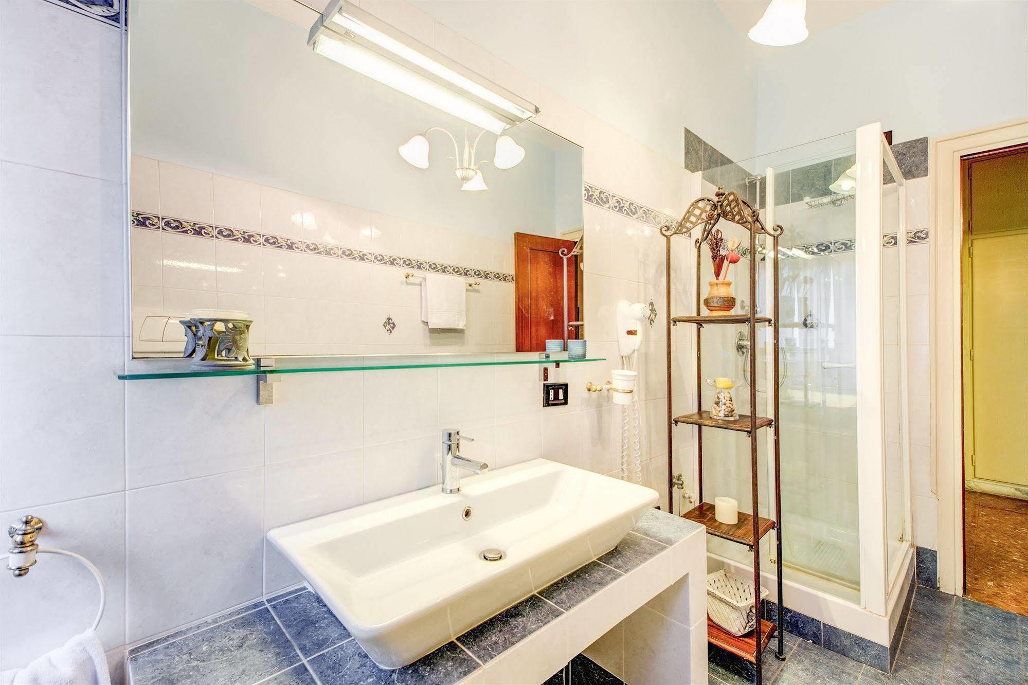 Domus Cornelia Bed & Breakfast Рим Екстериор снимка