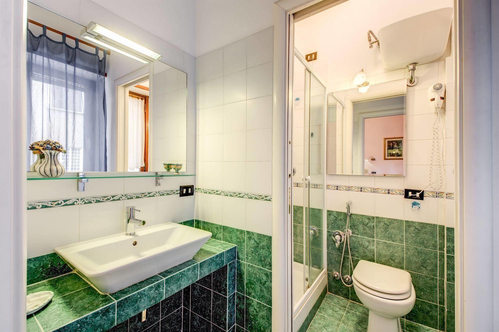 Domus Cornelia Bed & Breakfast Рим Екстериор снимка
